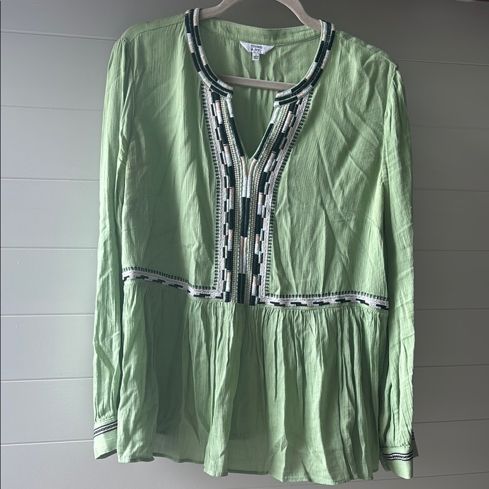 Crown & Ivy Green Peplum Blouse with Bib Collar